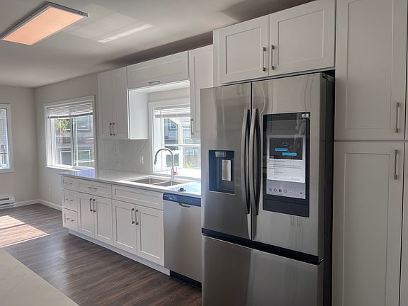 2nd image of 17440 NE 38th St APT A204