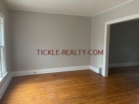 449 Meigs-VR, 52 Elm- VR