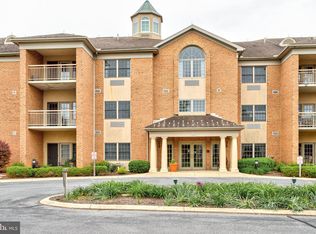 305 Village Heights Dr APT 225, State College, PA 16801