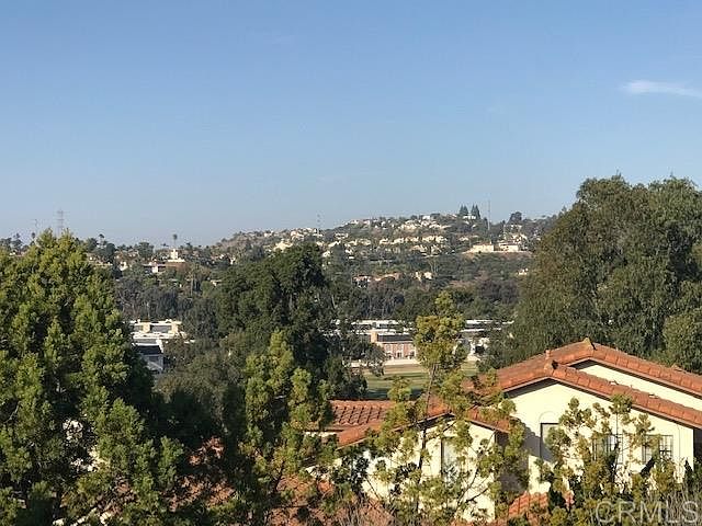 2nd image of La Costa Ave Lot 10