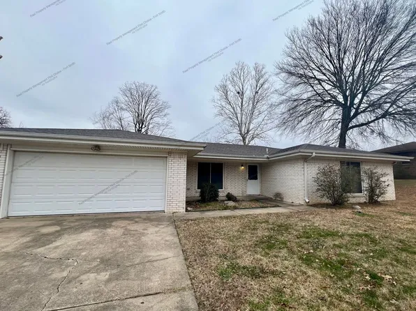 102 Beta Cir, Roland, OK 74954