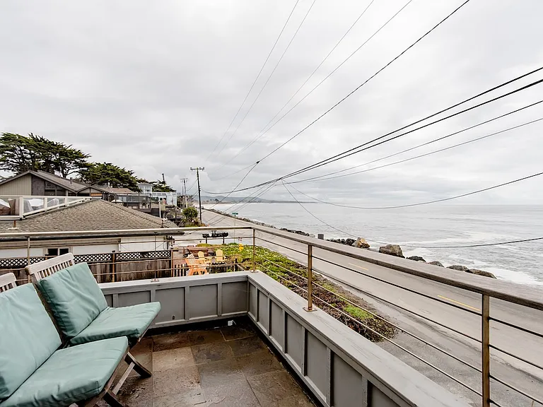 Mirada Rd — Photo 18