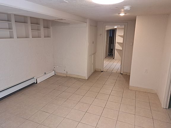 4th image of 1289 W Custer Pl