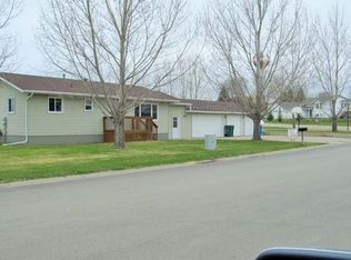 1208 Northgate Rd, Washburn, ND 58577
