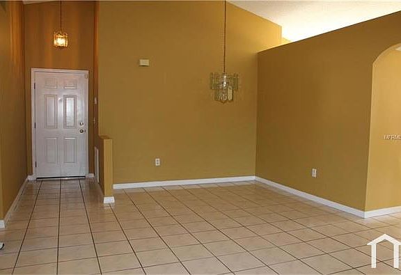 3rd image of 8748 Busch Oaks St