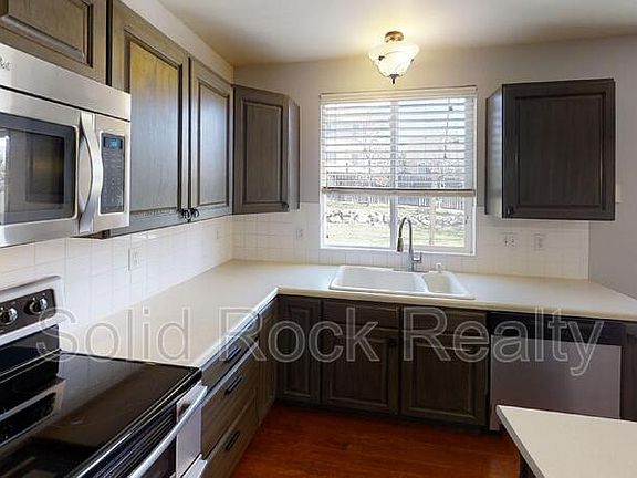 4th image of 8175 Saint Helena Dr