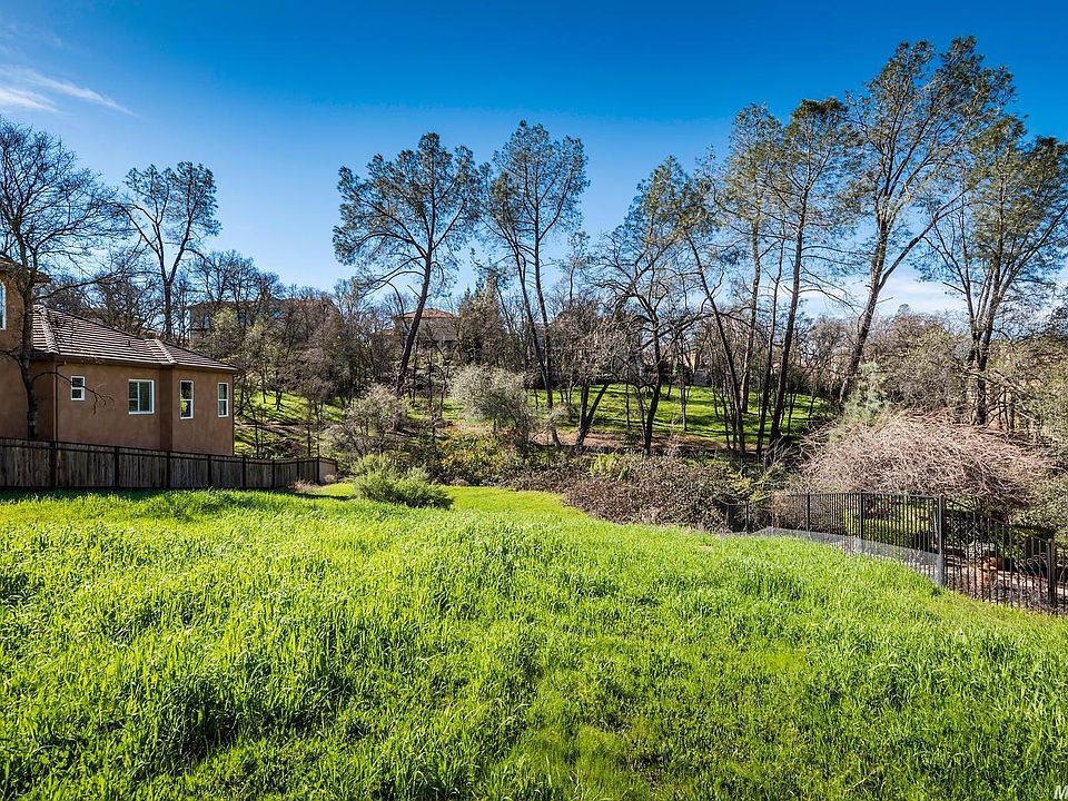 2nd image of 330 Bodega Ct