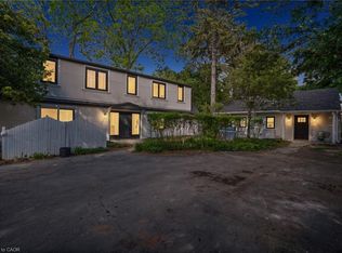1182 Linbrook Rd #5, Oakville, ON L6J2L4