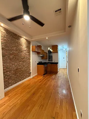 209 Taaffe Place #2L