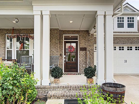 5th image of 3420 Milford Dr