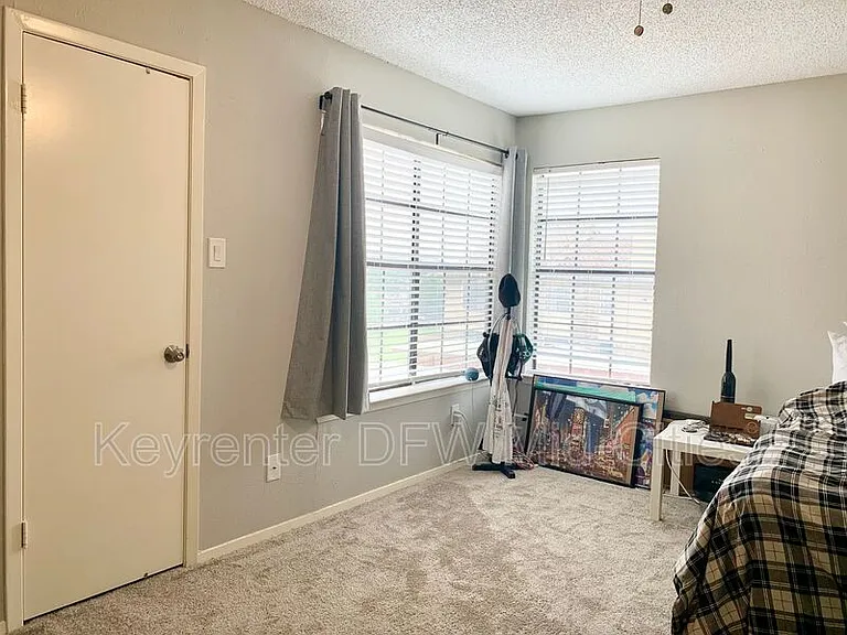 2623 Piedras Dr — Photo 13