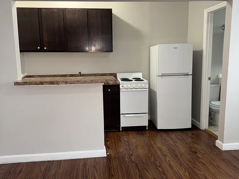 6726-1 N Glenwood Ave #204 — Photo 5