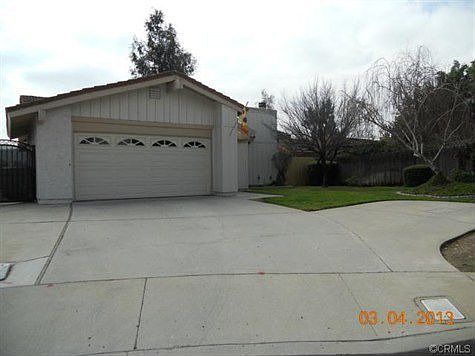 1st image of 789 S Oak Tree Dr