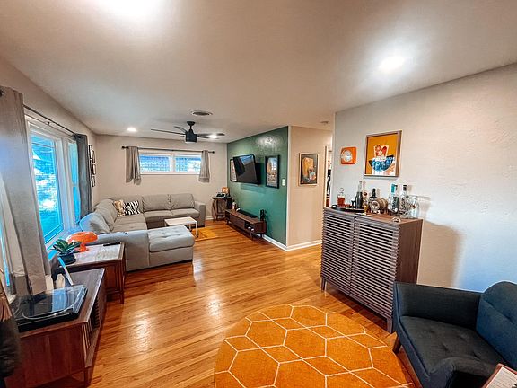 3rd image of 4203 Erik Ave
