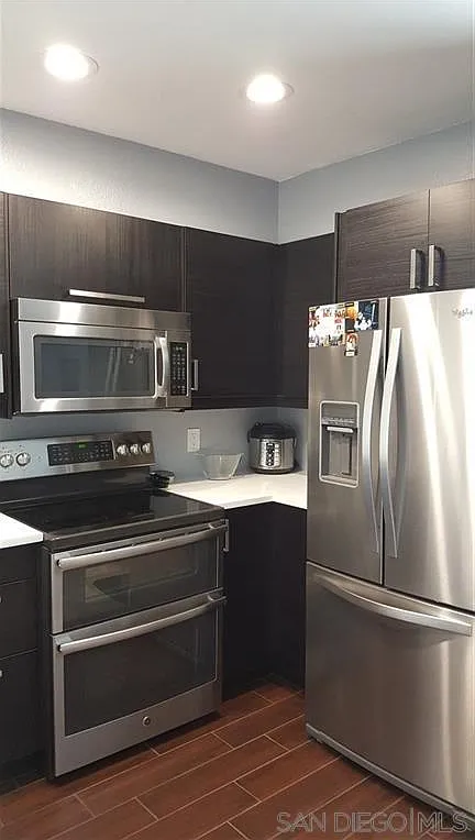 7984 Mission Center Ct — Photo 3