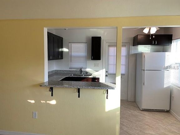 4th image of 319 N Jupiter Ave