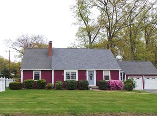 101 Grove St, Plainville, MA 02762