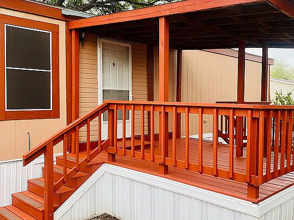 Front covered porch and ramp