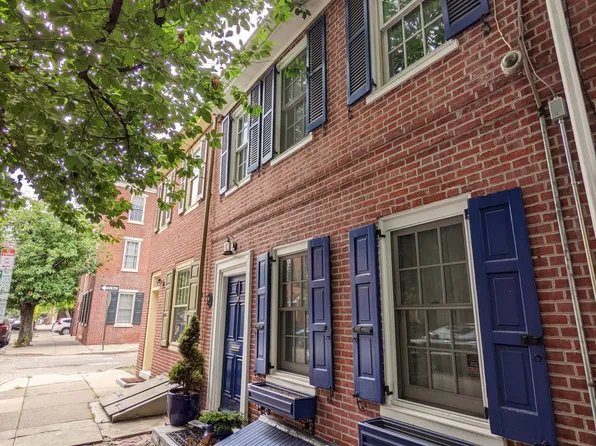 227 Monroe St, Philadelphia, PA 19147