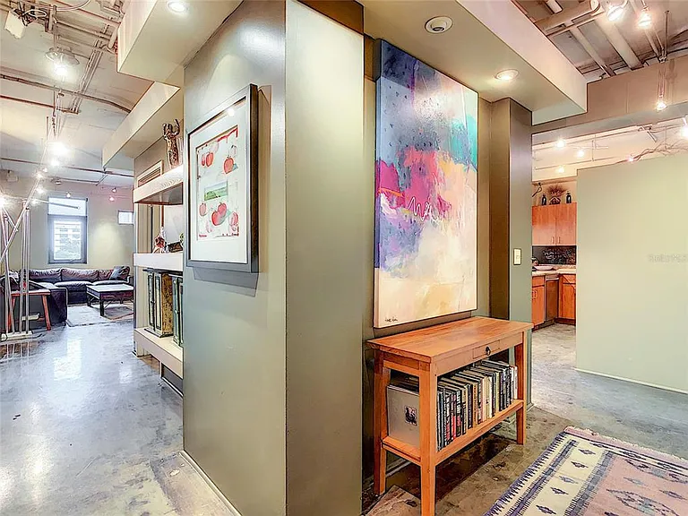 10 N Summerlin Ave #30 — Photo 52