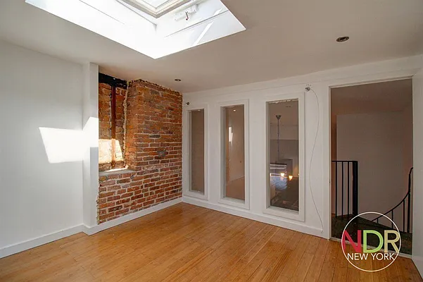 Rented by Next Door Realty NYC | media 8
