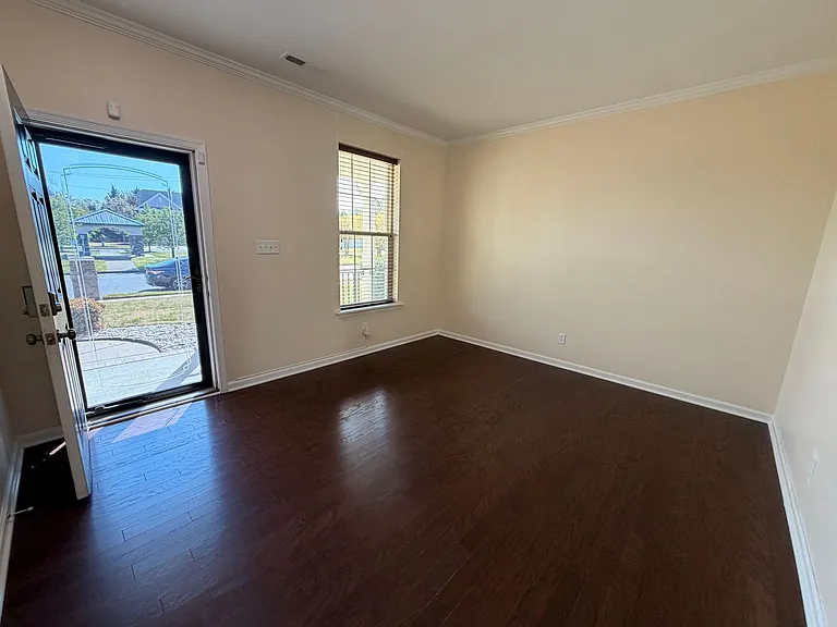42 Kilverstone Way — Photo 5