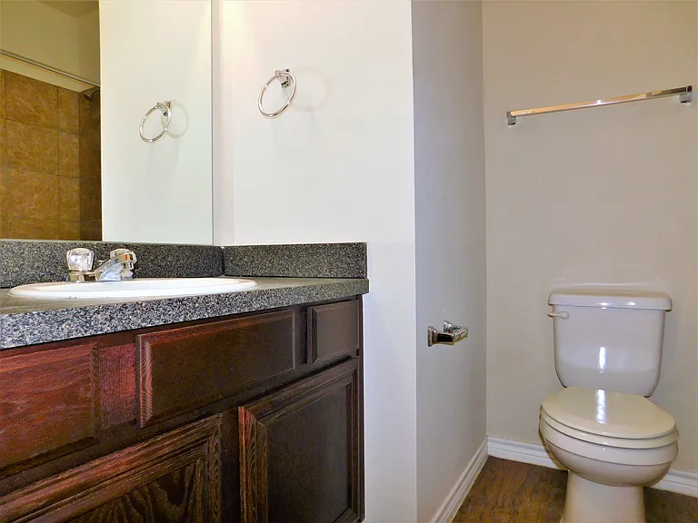 5404 Dolores Pl — Photo 22