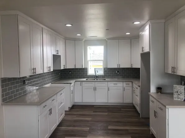 1607 W 205th St, Torrance, CA 90501