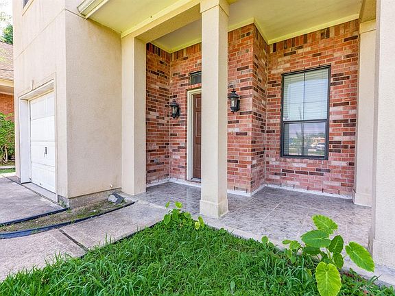 3rd image of 11214 Palm Springs Dr