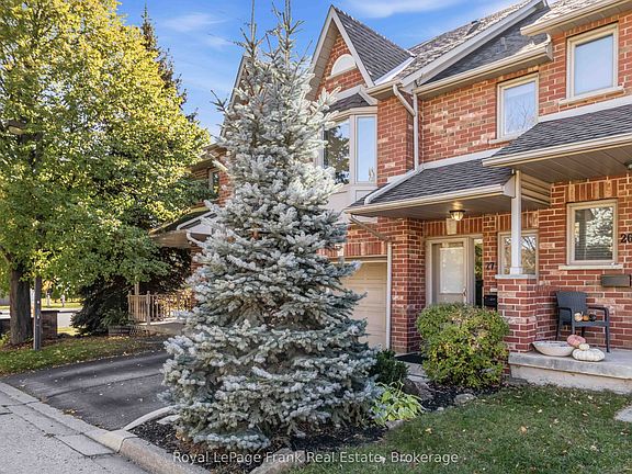 2nd image of 1385 Lakeshore Rd W #27
