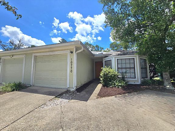 3rd image of 10770 Ironstone Dr S
