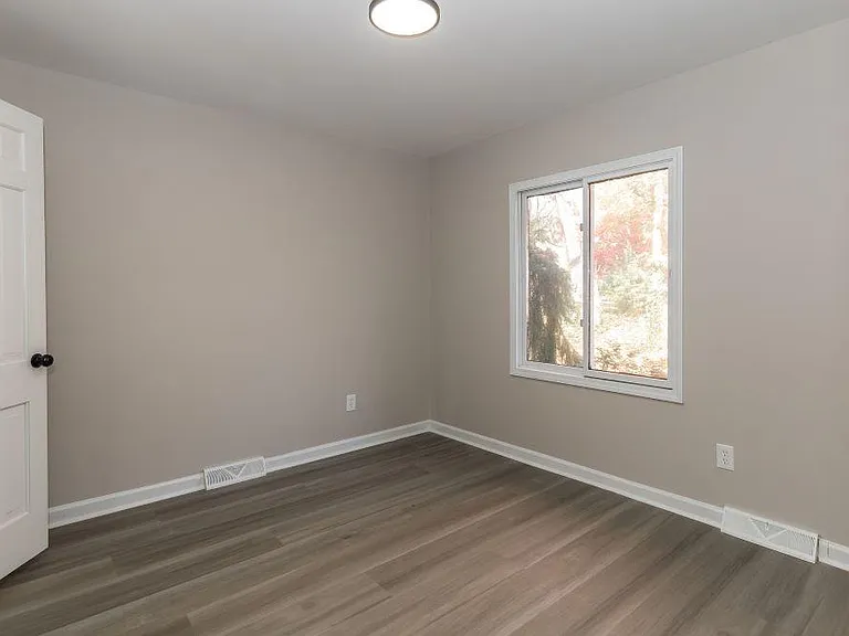 1605 Cool Creek Dr — Photo 10