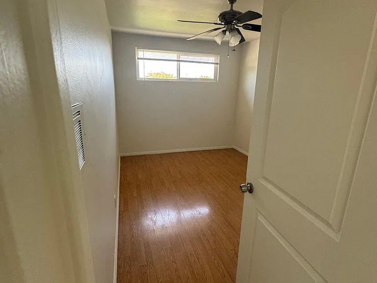 8333 S Comstock Ave #2 — Photo 6