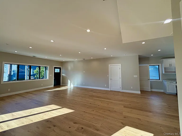 159 Harrison Ave #C — Photo 4