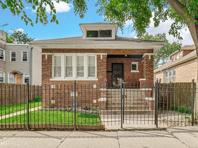 6452 S Sacramento Ave, Chicago, IL, 60629