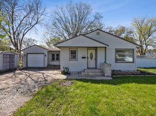 1242 11th St N, Fargo, ND 58102
