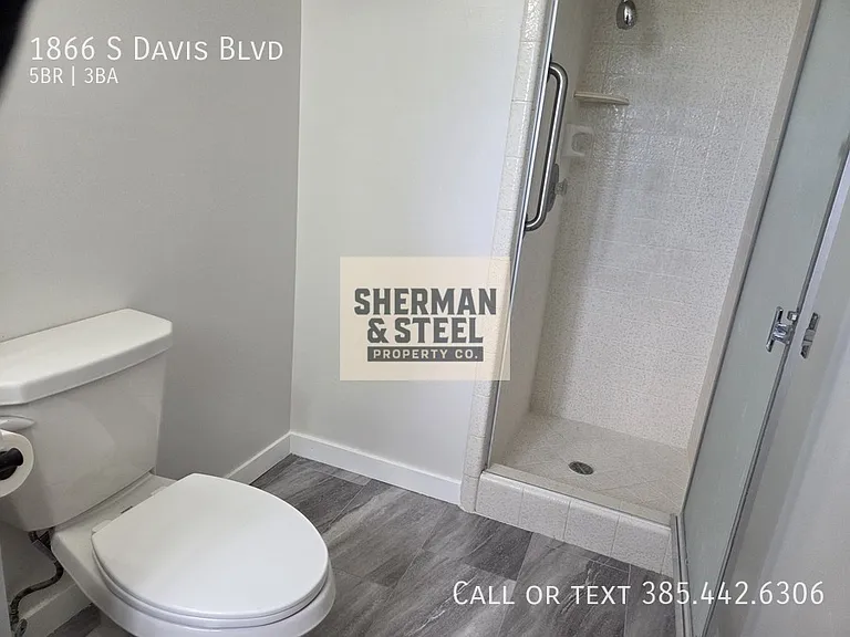 1866 S Davis Blvd — Photo 15