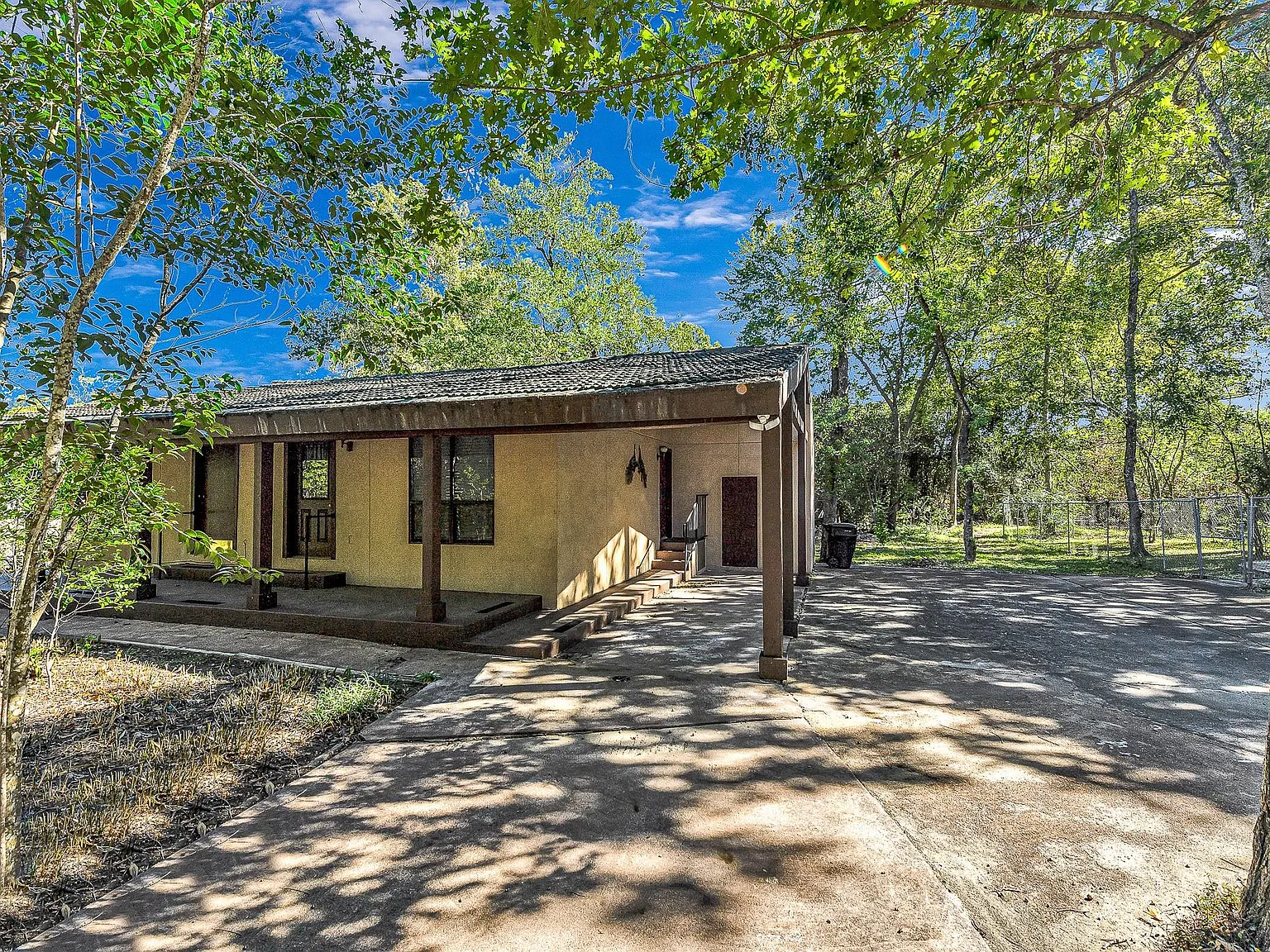 2 bed, 1.5 bath, 1100 sqft, $2,350 — Photo 3