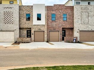 575 S Fretz Ave, Edmond, OK 73003