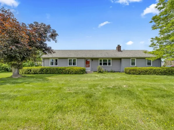 1032 Tinkham Rd, Wilbraham, MA 01095