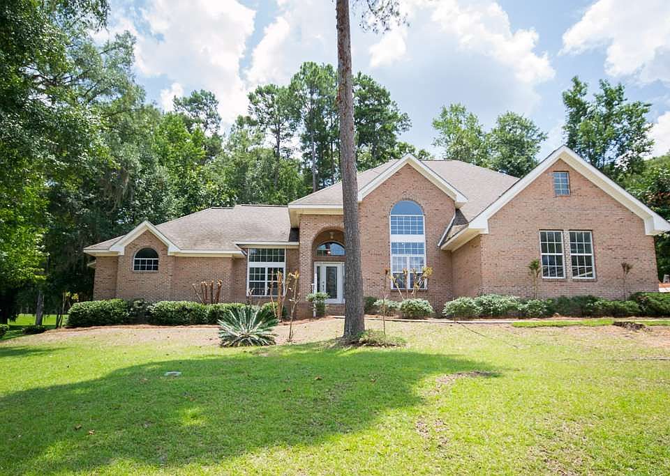 1st image of 2607 Wharton Cir