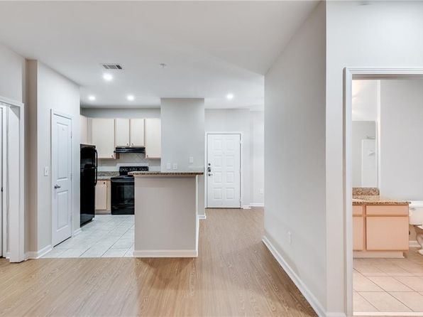 821 Ralph McGill Blvd NE APT 2212