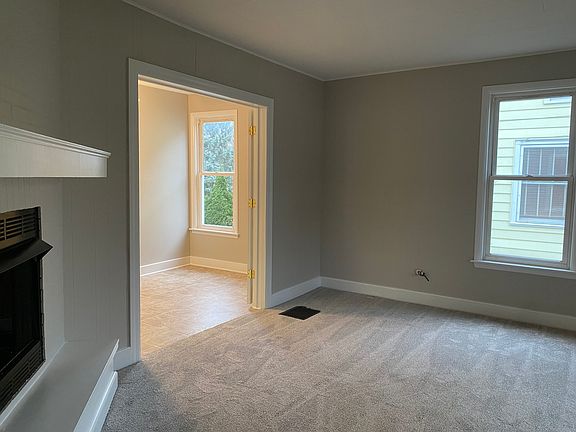5th image of 115 Grove St