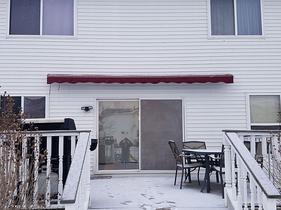retractable awning