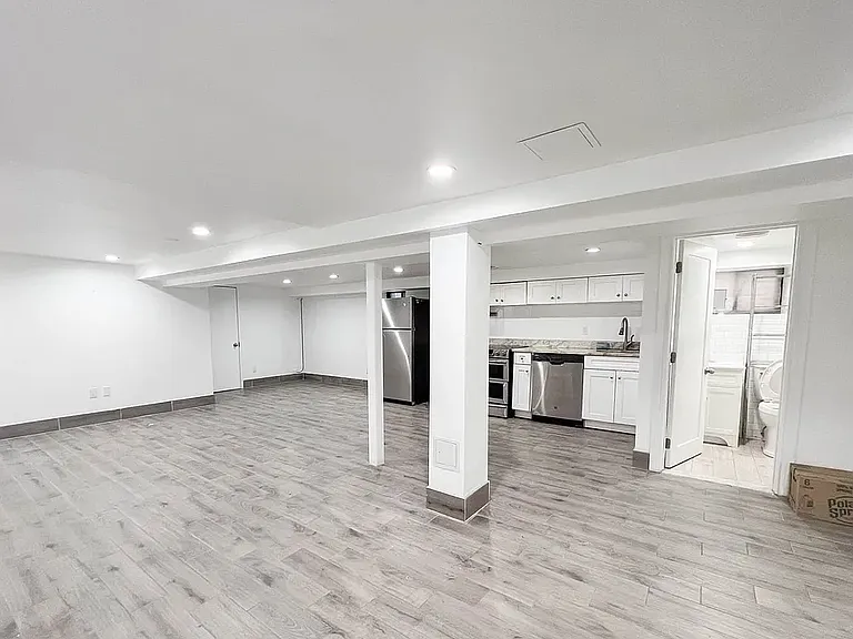 653 Pennsylvania Ave #1B — Photo 1