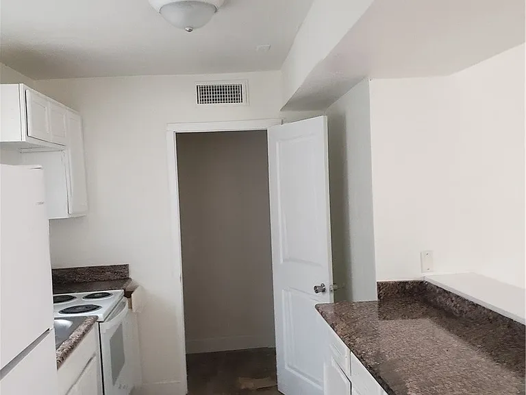 5126 Golden Ln #A — Photo 9