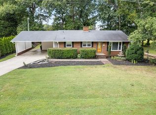 1780 Howe Rd, Kernersville, NC 27284
