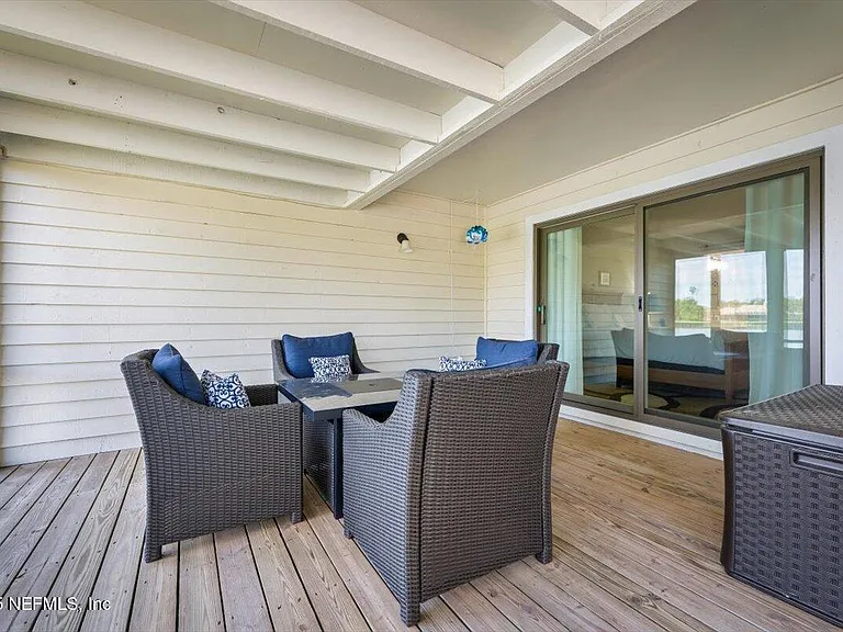 10 Little Bay Harbor Dr — Photo 32