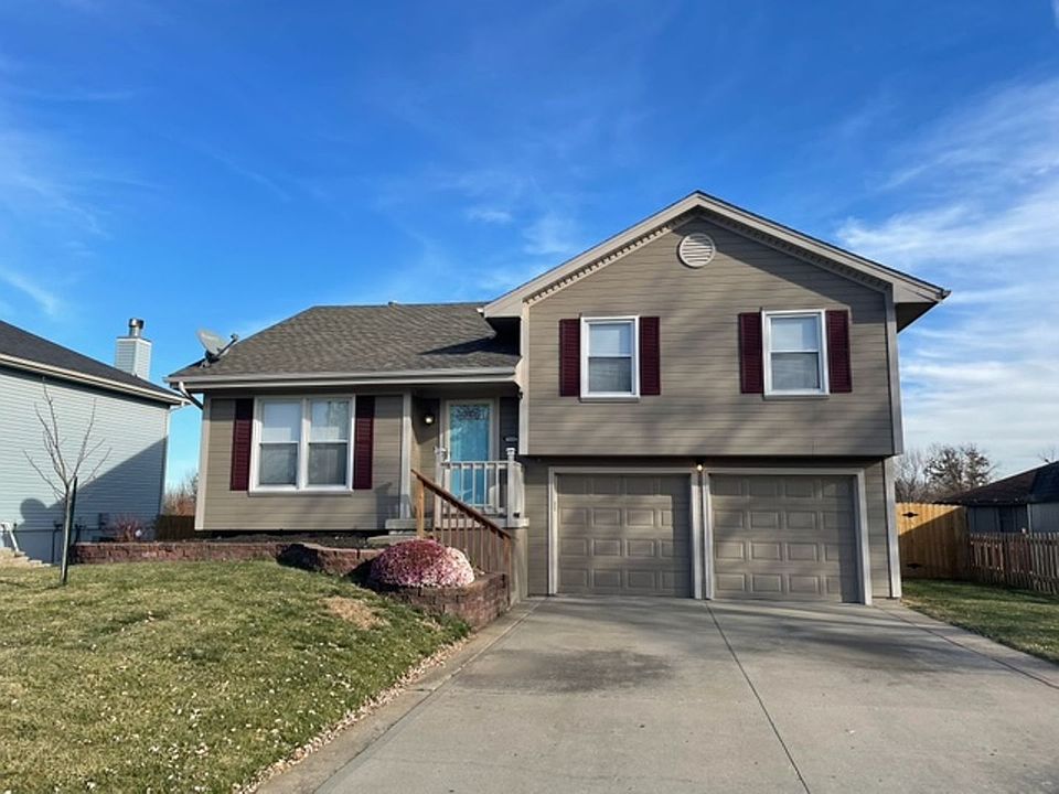 1st image of 7505 N Stark Ave #839640