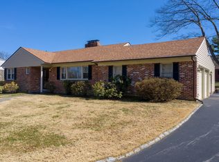 147 Beechwood Rd, Newtown Square, PA 19073